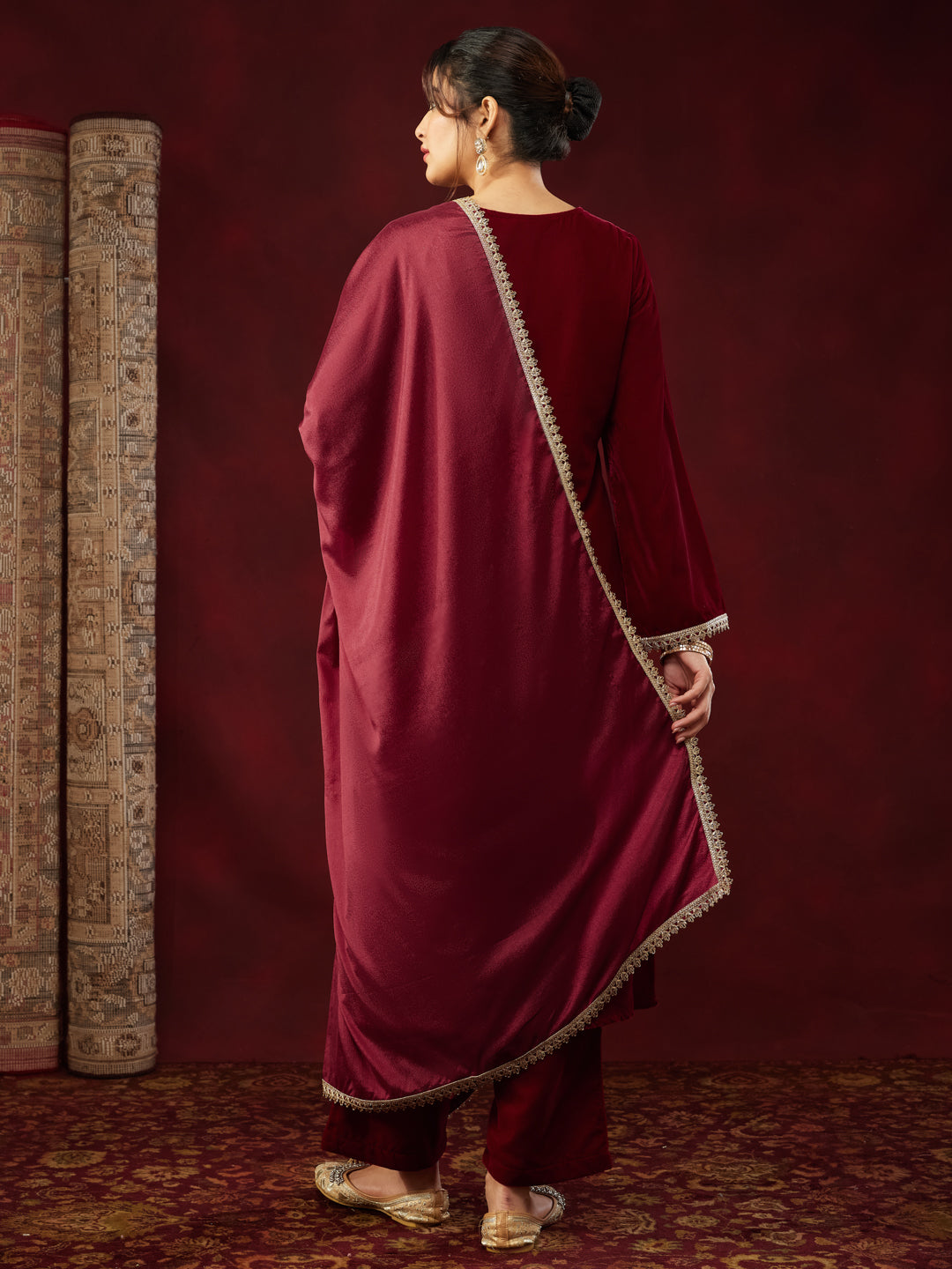 Ninnique Women's Red Velvet Zari Yoke Embroidered Straight Kurta Set