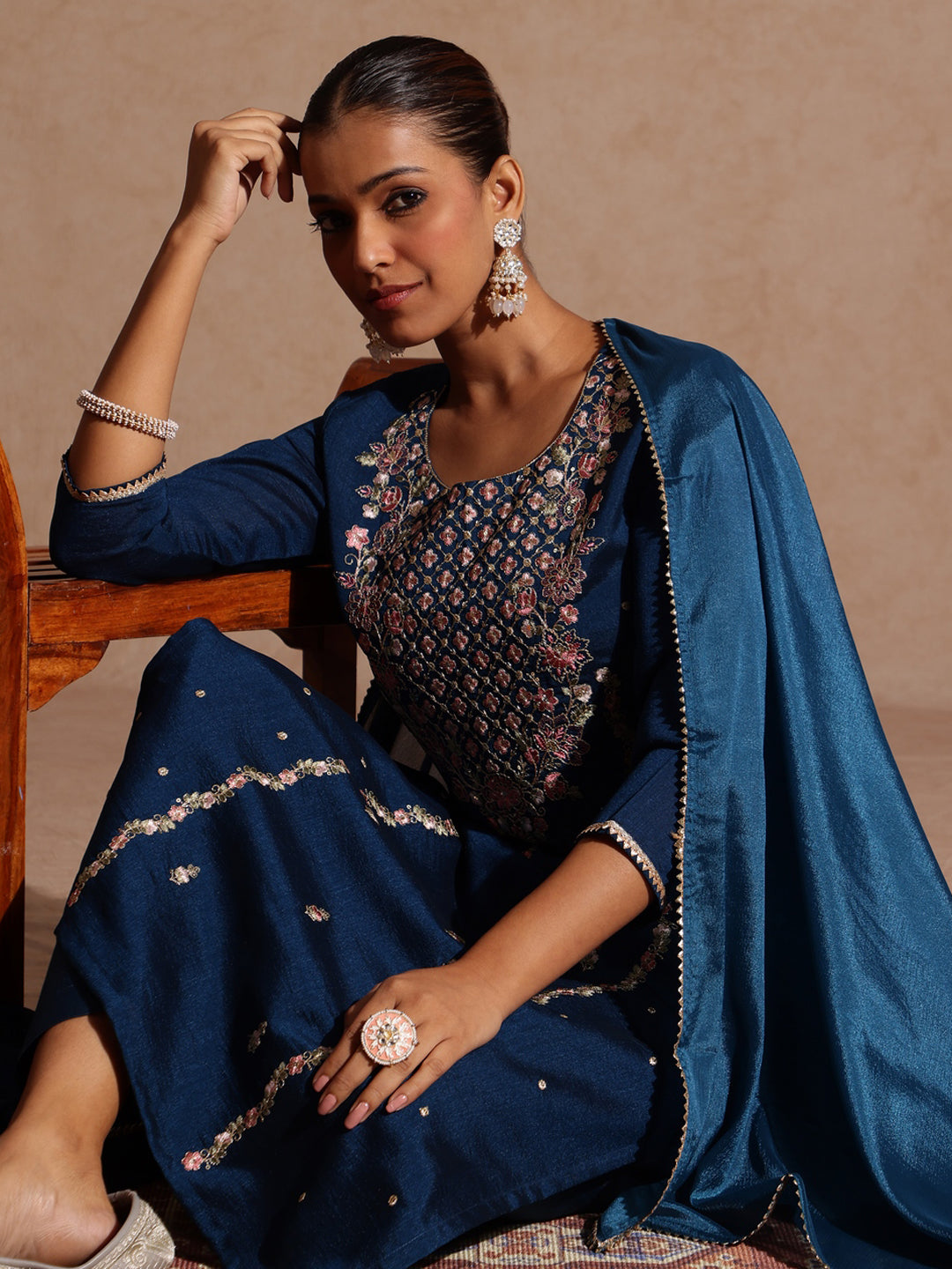 Ninnique Women's Teal Blue Silk Blend Zari Embroidered Straight Kurta Set