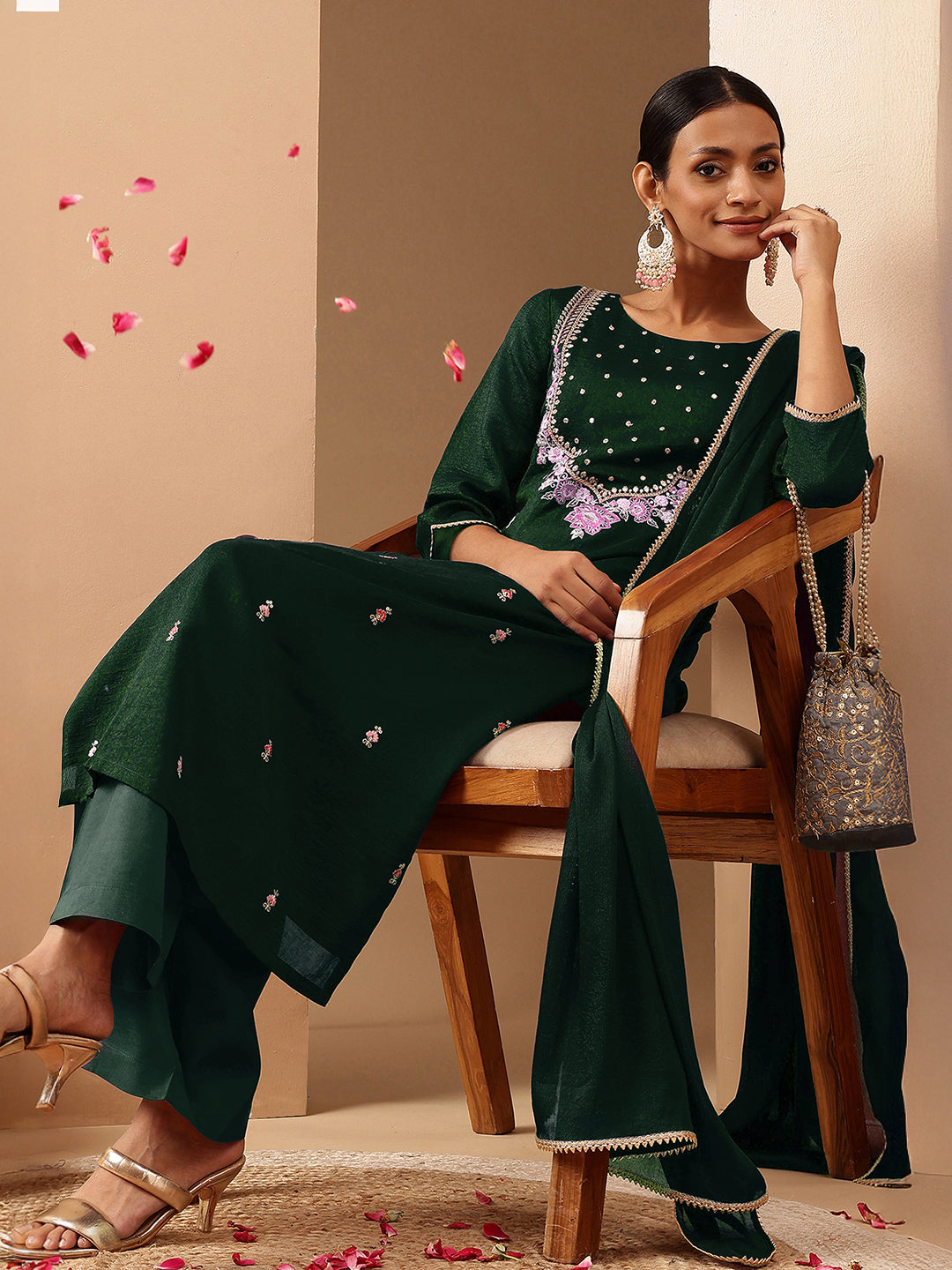 Ninnique Women's Bottle Green Silk Blend Zari Embroidered Straight Kurta Set