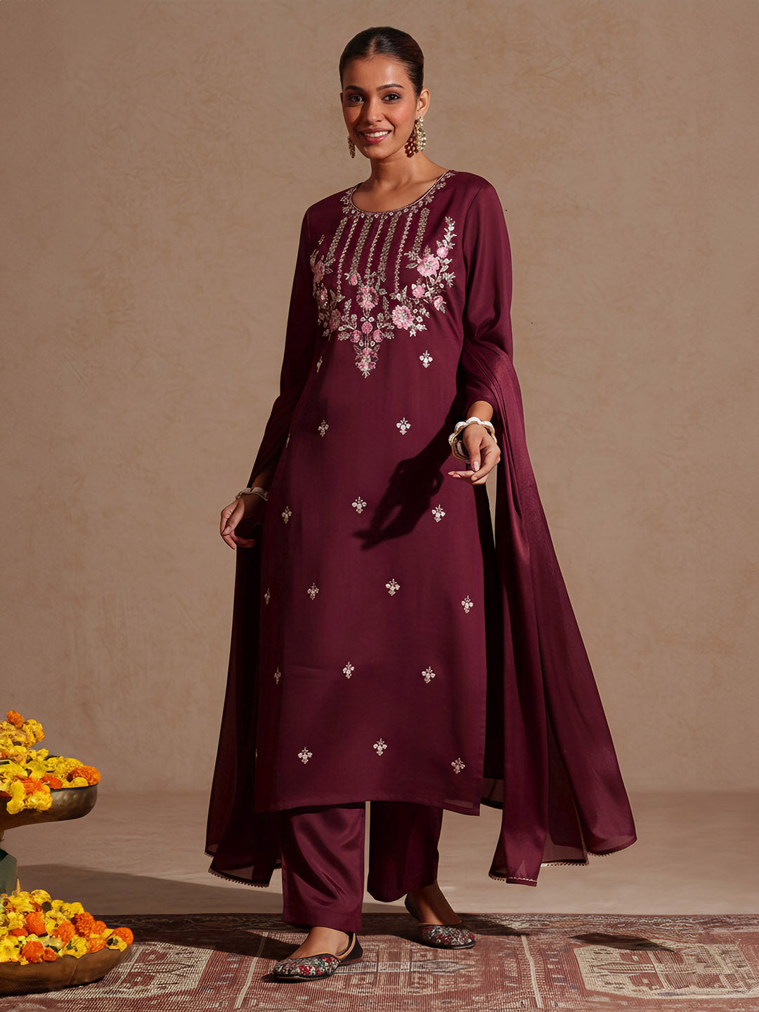 Ninnique Women's Magenta Silk Blend Zari Embroidered Straight Kurta Set