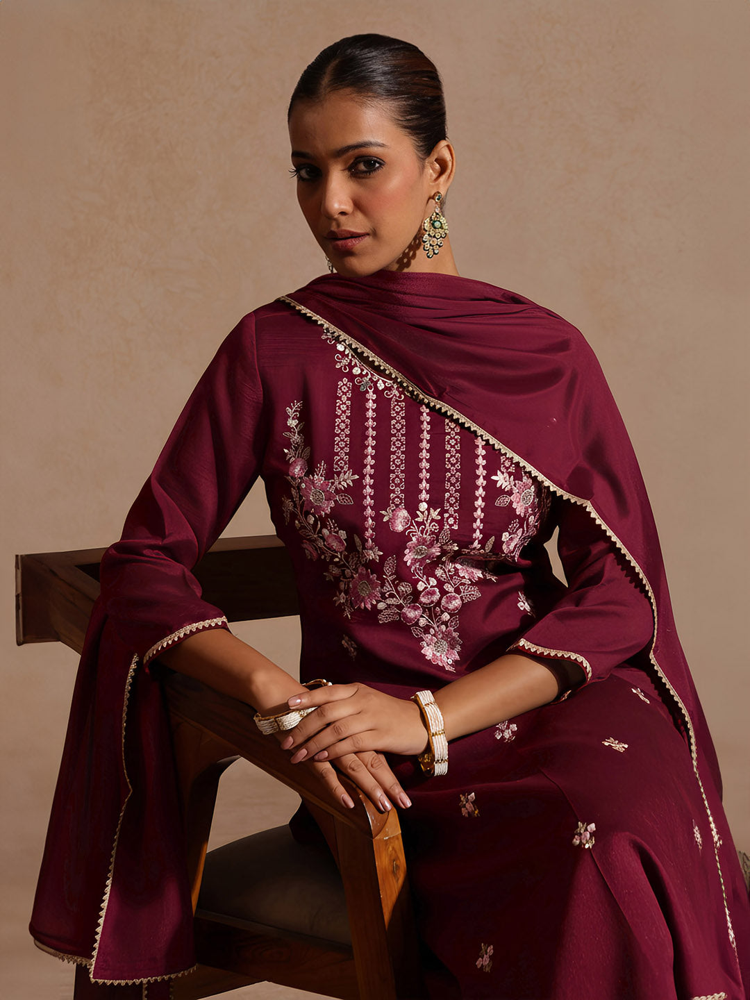 Ninnique Women's Magenta Silk Blend Zari Embroidered Straight Kurta Set