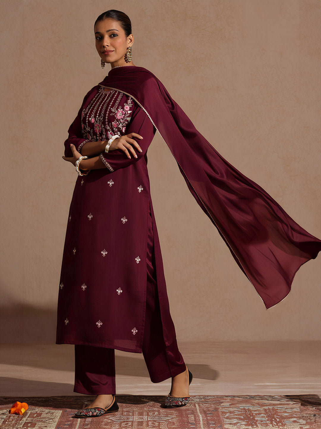 Ninnique Women's Magenta Silk Blend Zari Embroidered Straight Kurta Set