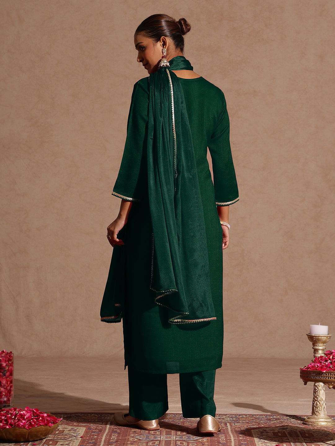 Ninnique Women's Bottle Green Silk Blend Zari Embroidered Straight Kurta Set