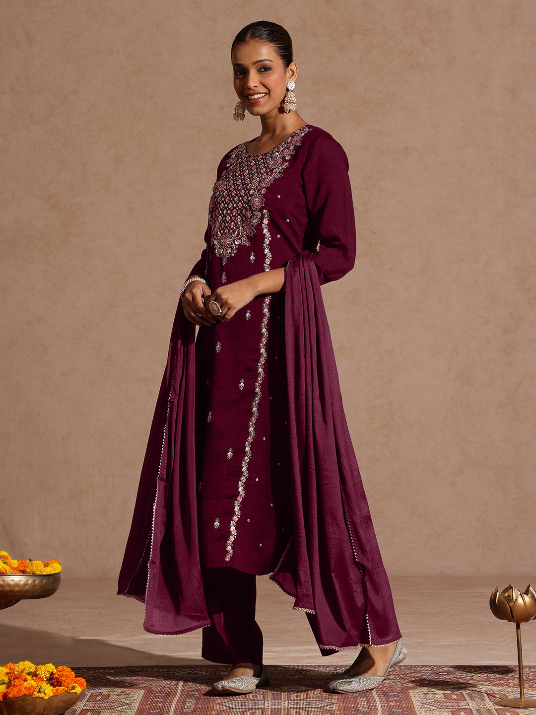 Ninnique Women's Maroon Silk Blend Embroidered Straight Kurta Set