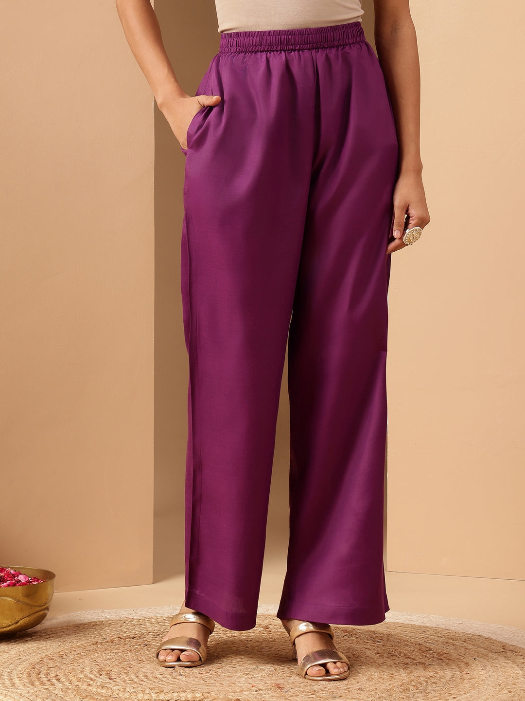 Ninnique Women's Purple Silk Blend Zari Embroidered Straight Kurta Set