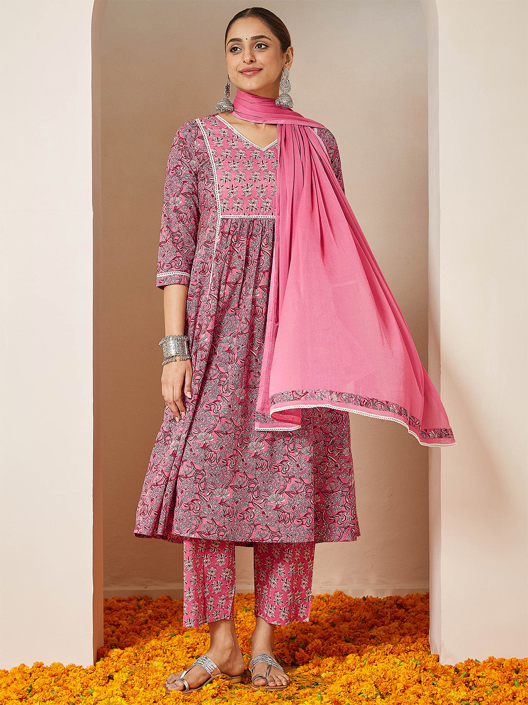 Ninnique Women's Pink Pure Cotton Floral Printed A-line Kurta Set