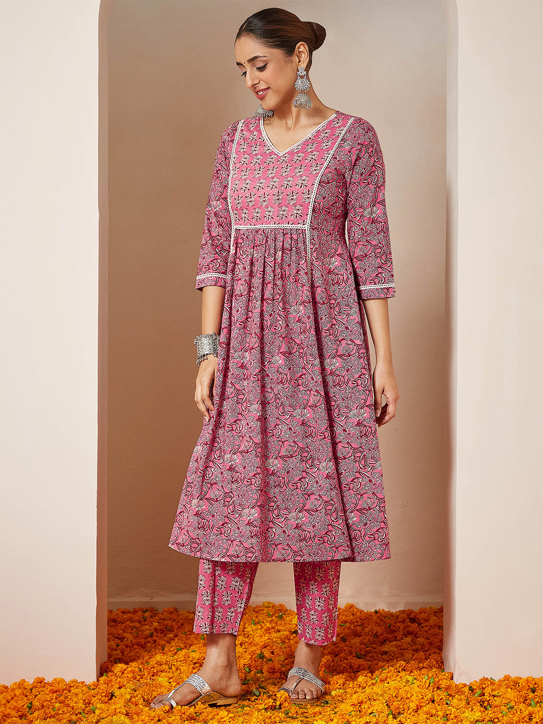 Ninnique Women's Pink Pure Cotton Floral Printed A-line Kurta Set