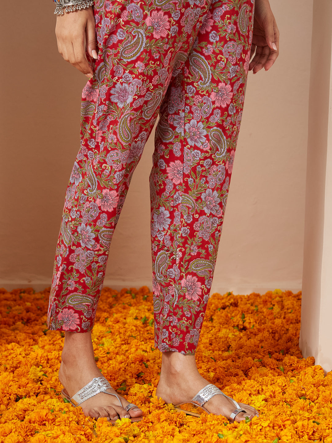 Ninnique Women's Red Pure Cotton Floral Printed A-line Kurta Set