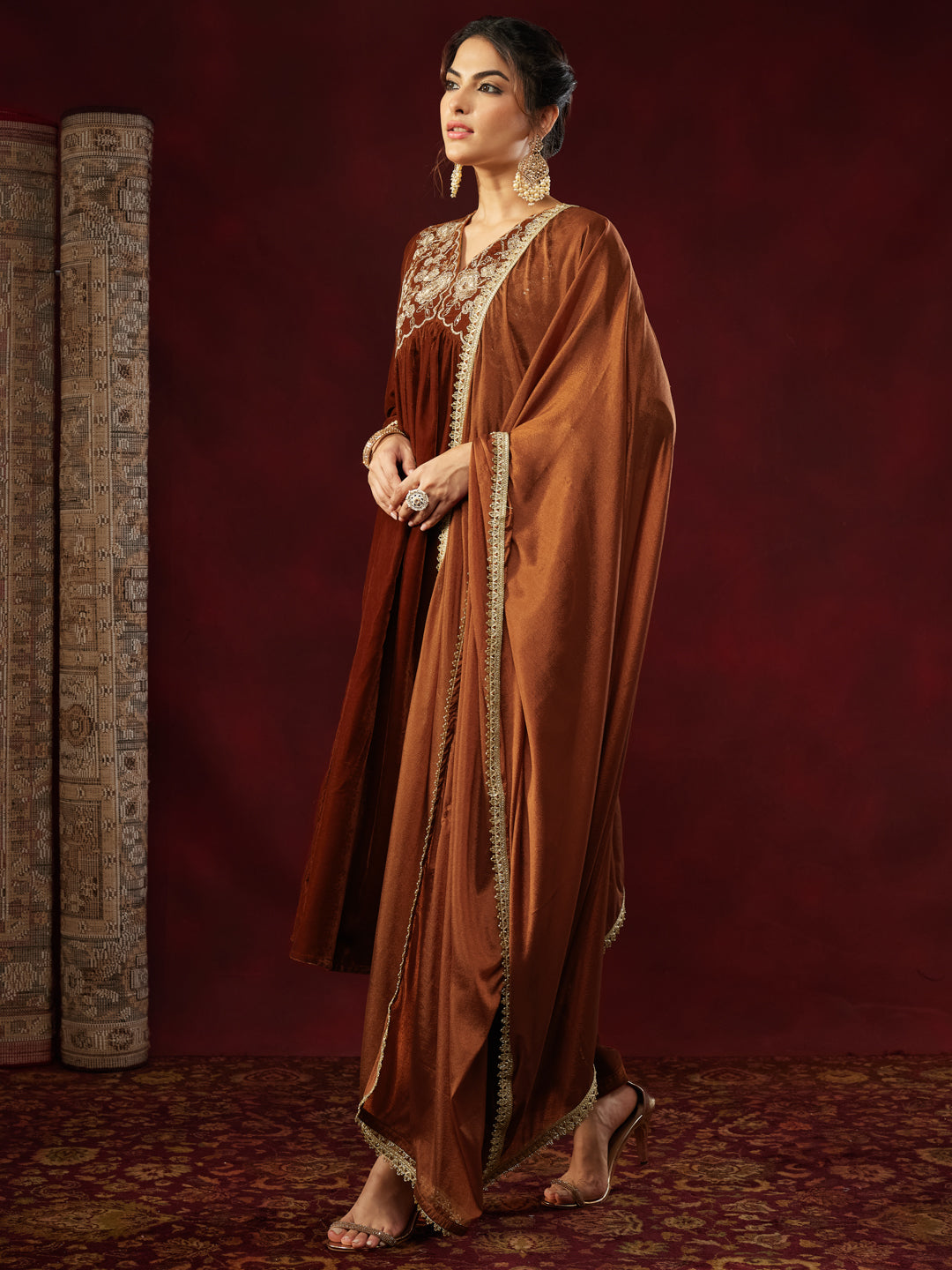 Ninnique Women's Brown Velvet Zari Embroidered A-line Kurta Set