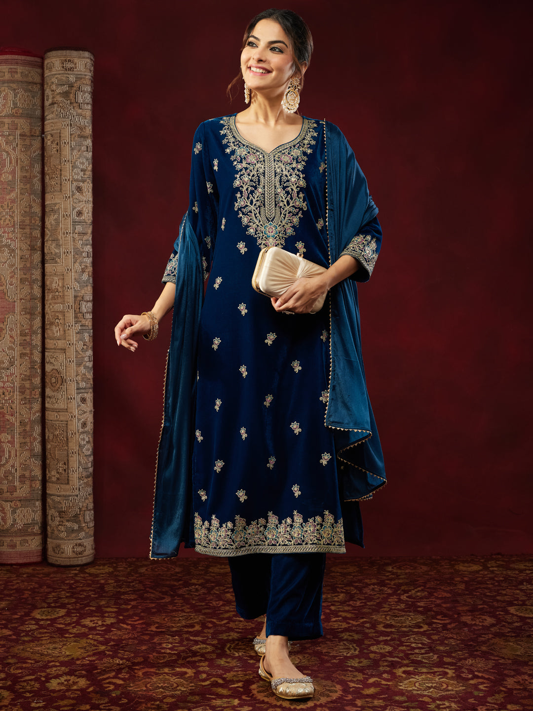 Ninnique Women's Teal Blue Velvet Embellished Gold Printed Straight Kurta Set