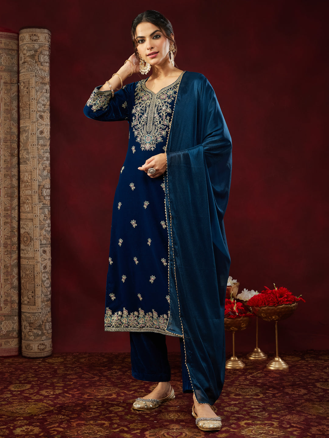 Ninnique Women's Teal Blue Velvet Embellished Gold Printed Straight Kurta Set