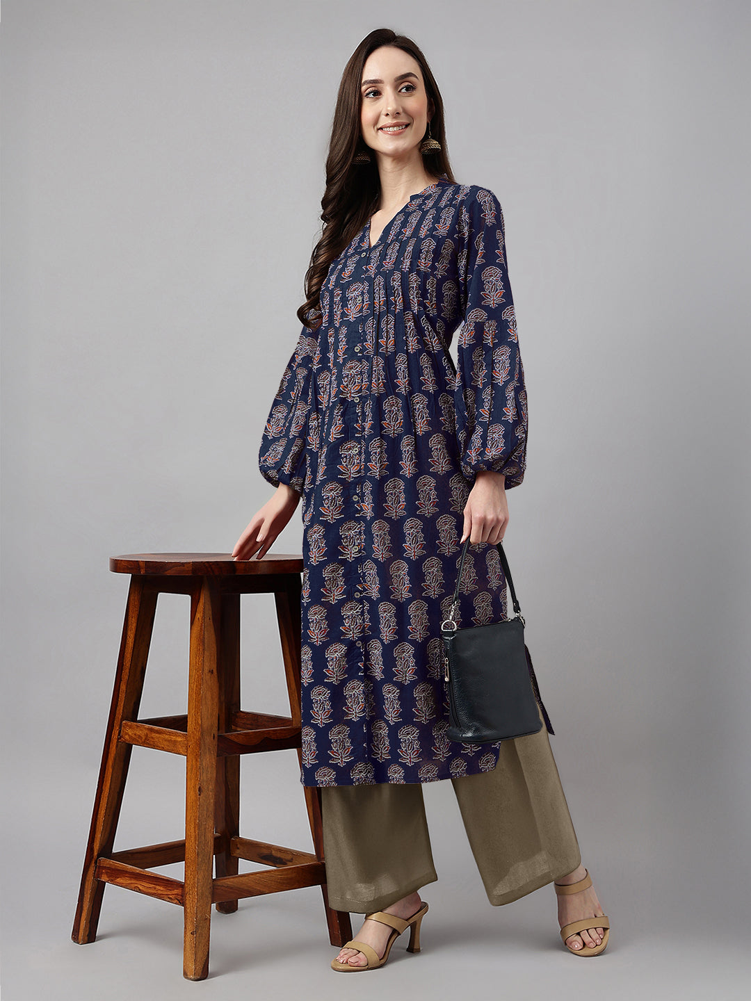Ninnique Women's Navy Blue Pure Cotton Floral Printed A-line Kurta