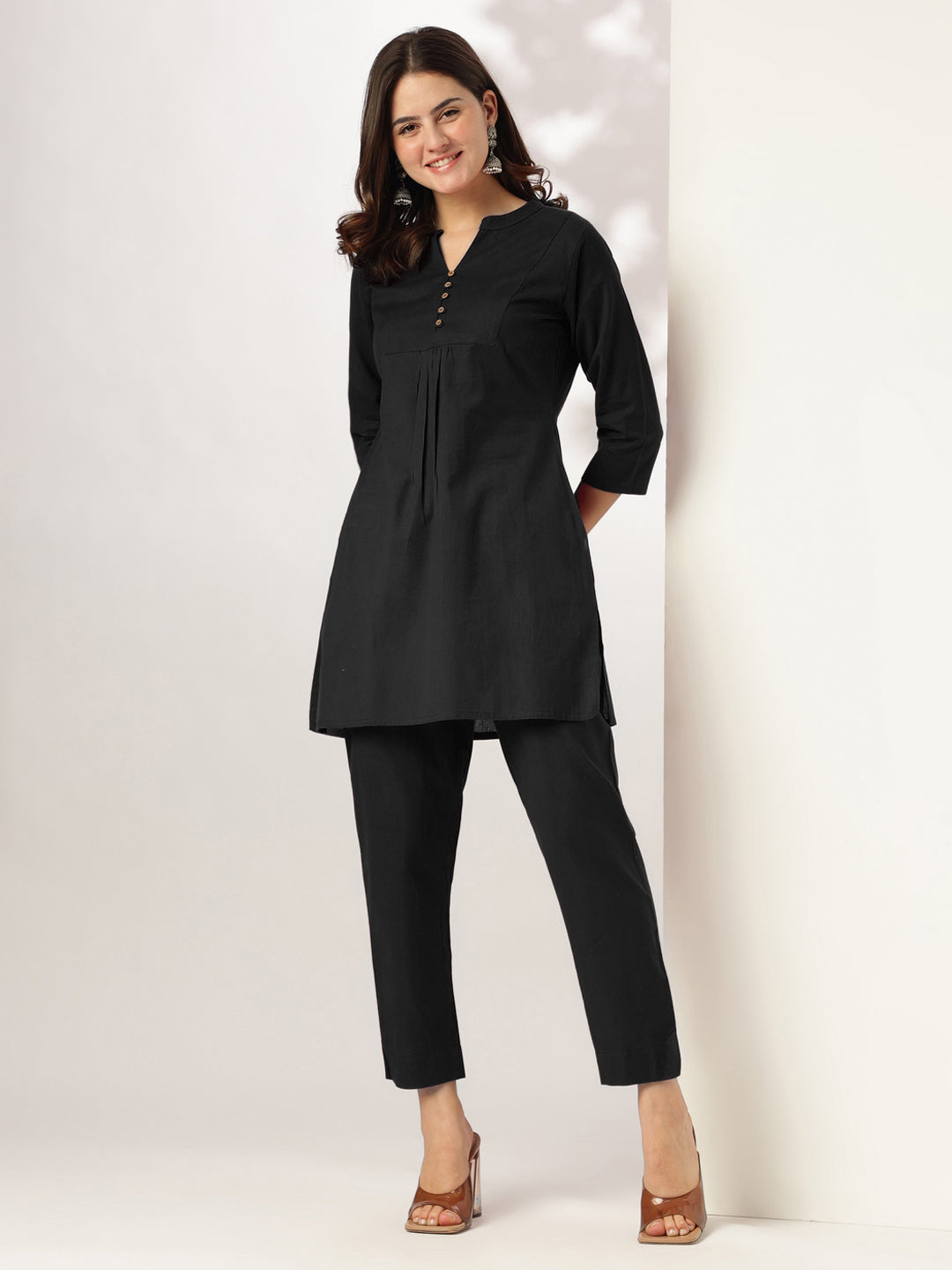 Ninnique Women's Black Cotton Solid A-line Co-ord Set