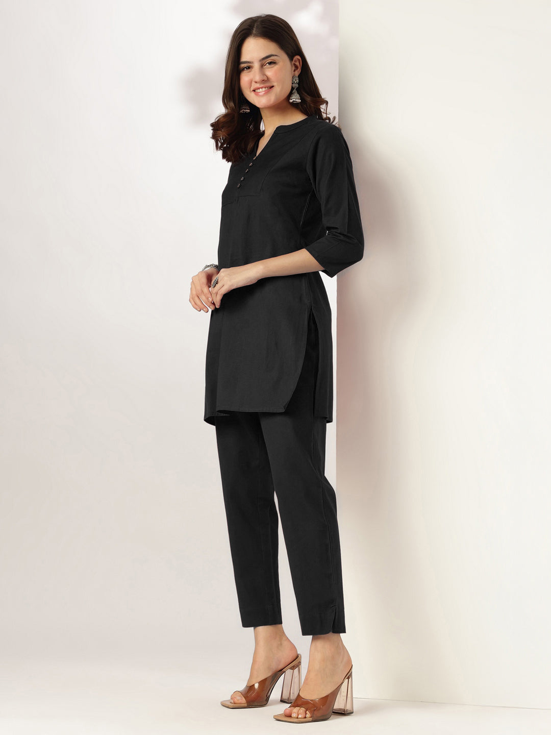 Ninnique Women's Black Cotton Solid A-line Co-ord Set