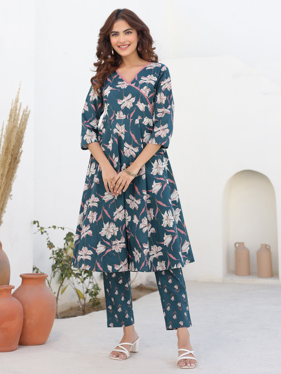 Ninnique Women's Teal Blue Pure Cotton Floral Printted A line Kurta Pant Set