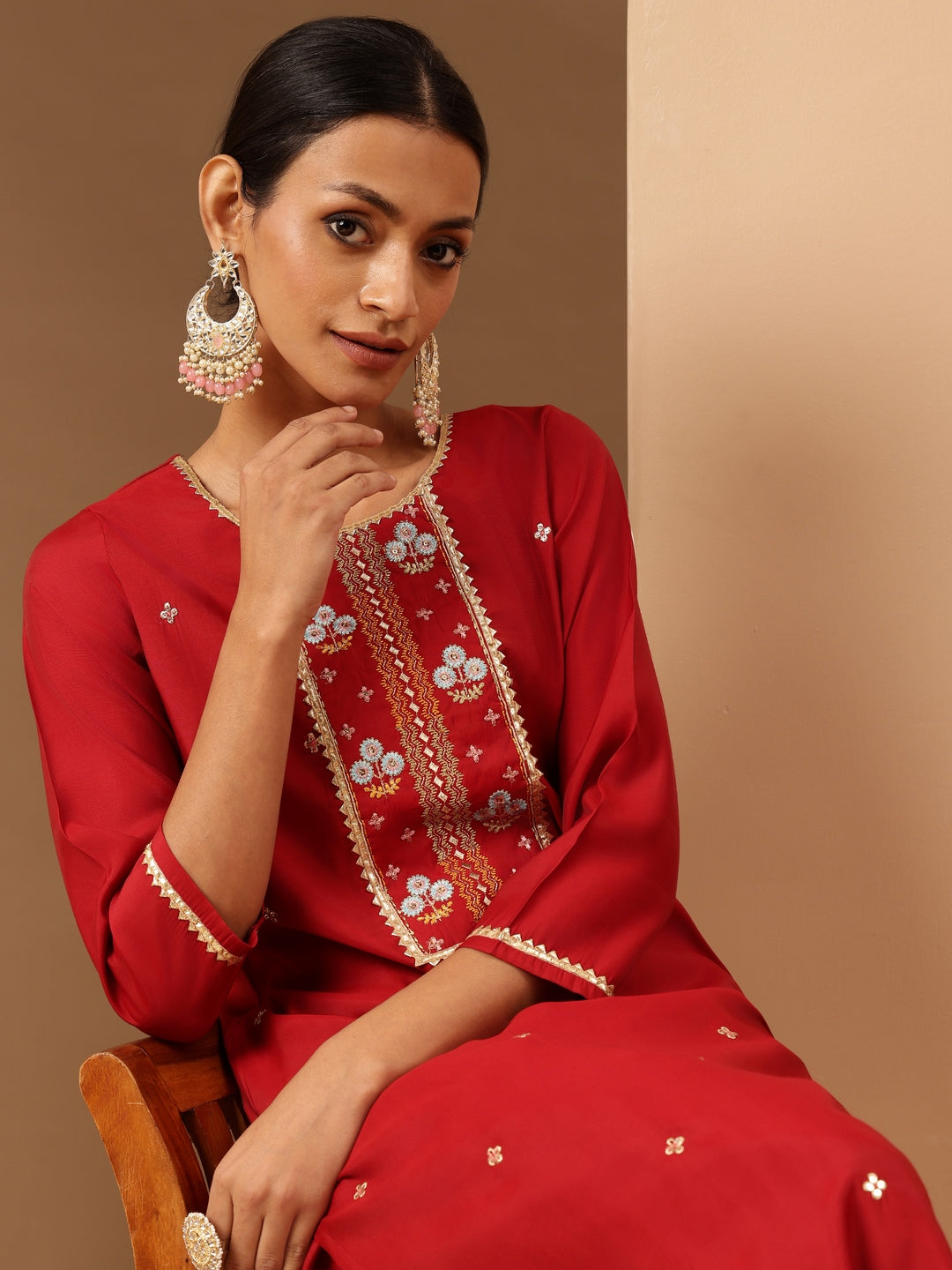 Ninnique Women's Red Chanderi Silk Zari Embroidered Straight Kurta Pant Set