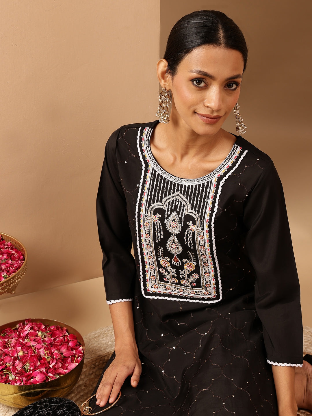 Ninnique Women's Black Chanderi Silk Embroidered Straight Kurta Pant Set