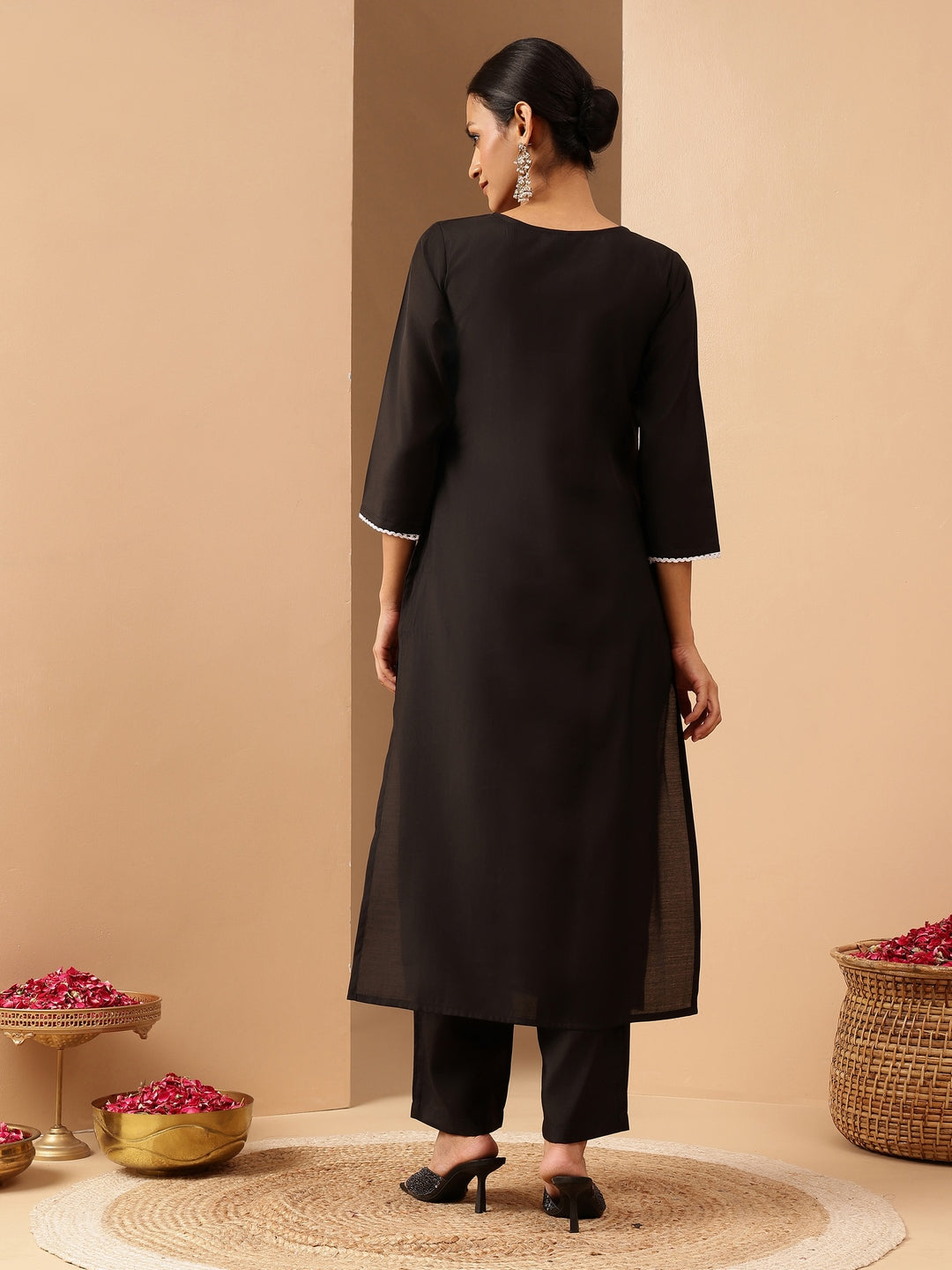 Ninnique Women's Black Chanderi Silk Embroidered Straight Kurta Pant Set