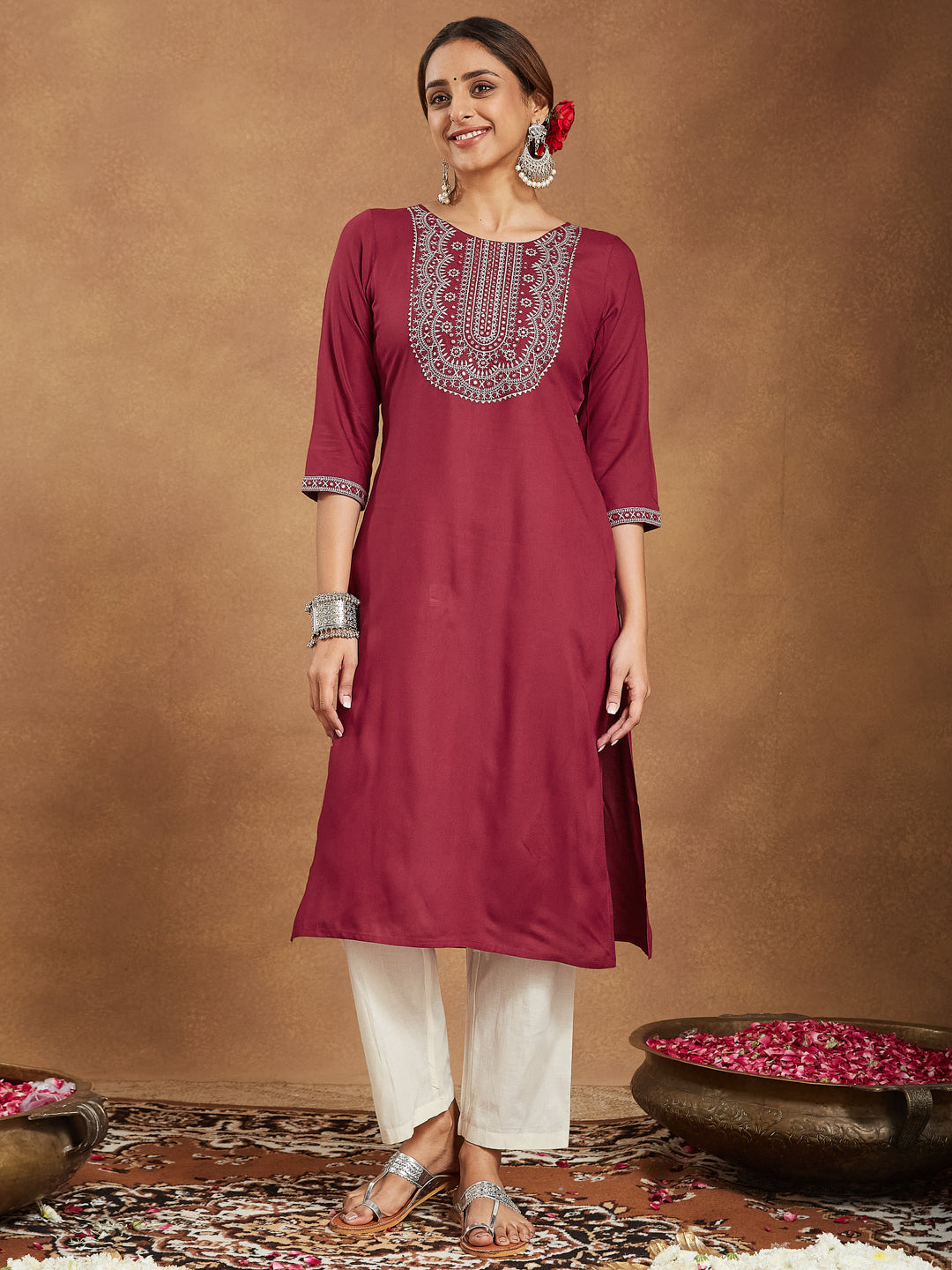 Ninnique Women's Maroon Rayon Embroidered Straight Kurta