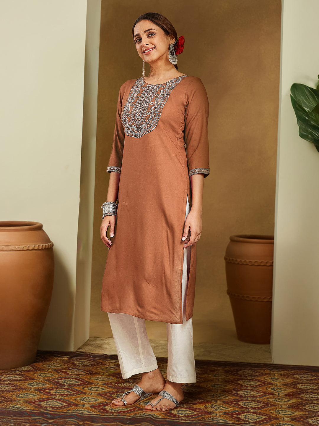 Ninnique Women's Brown Rayon Embroidered Straight Kurta