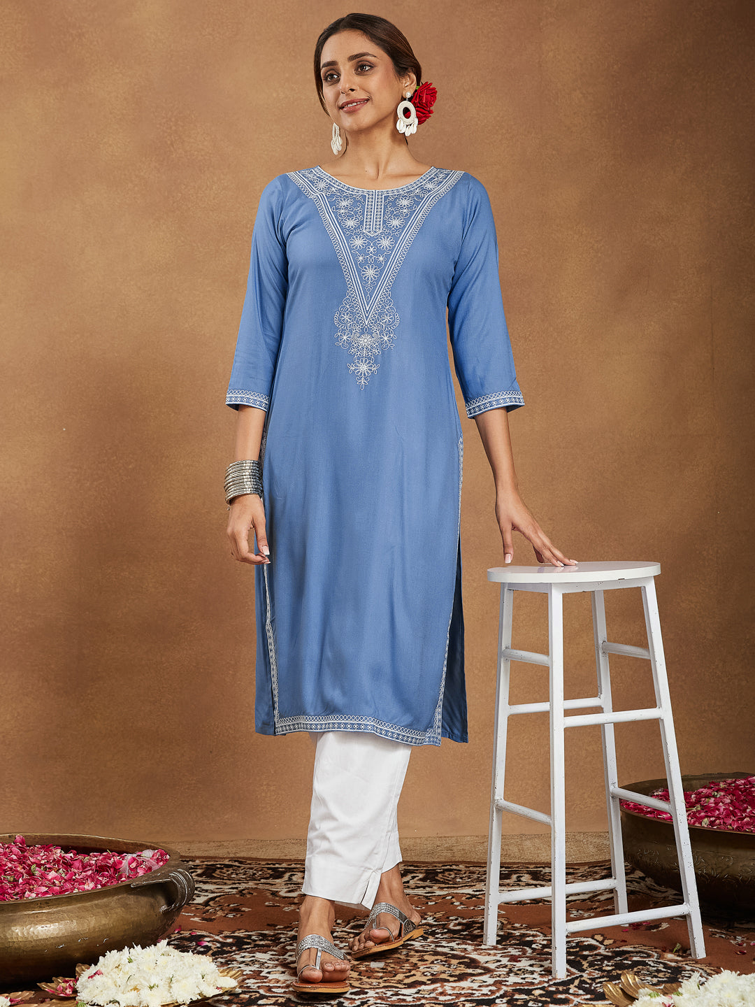 Ninnique Women's Sky Blue Rayon Embroidered Straight Kurta