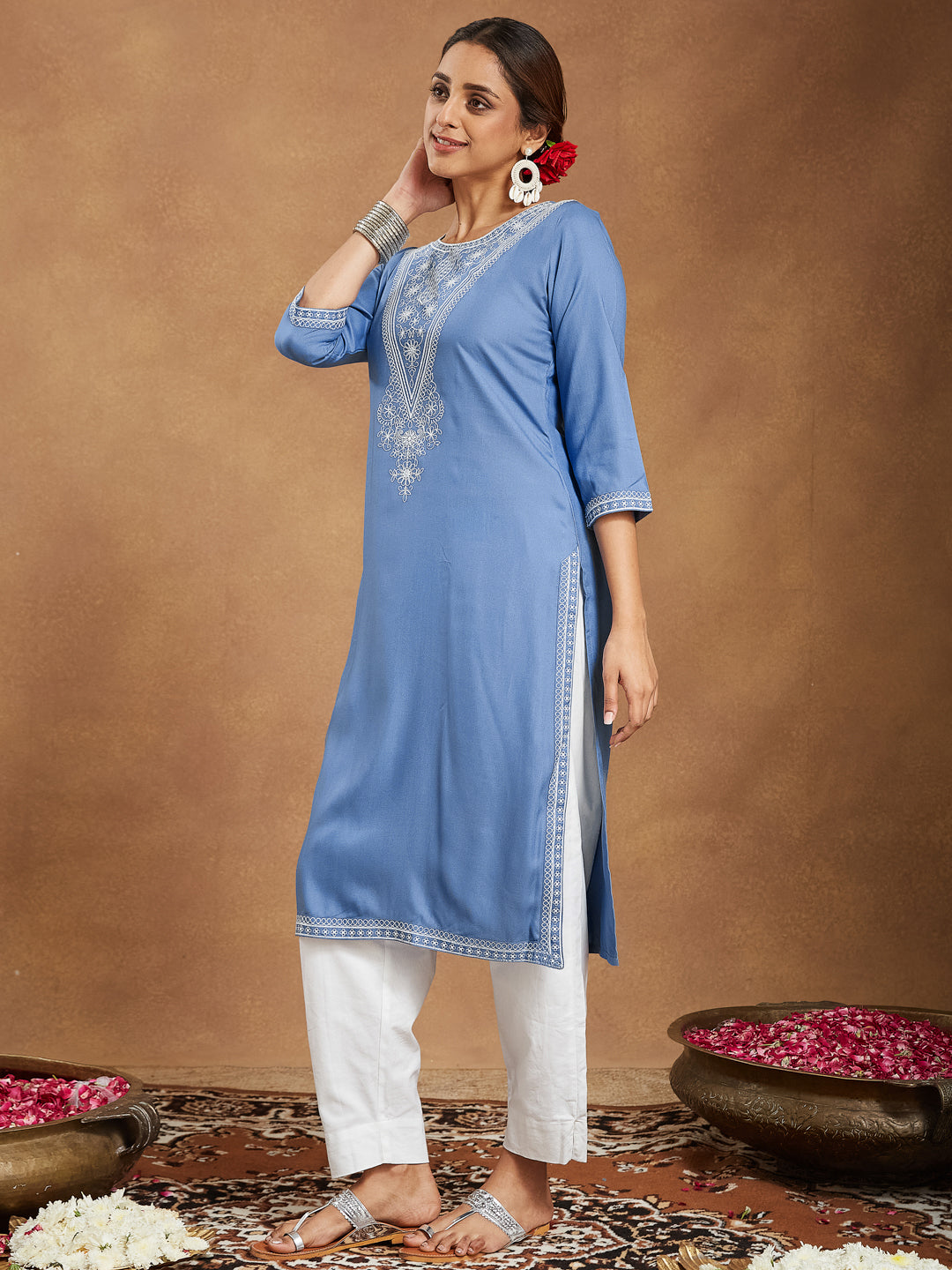 Ninnique Women's Sky Blue Rayon Embroidered Straight Kurta