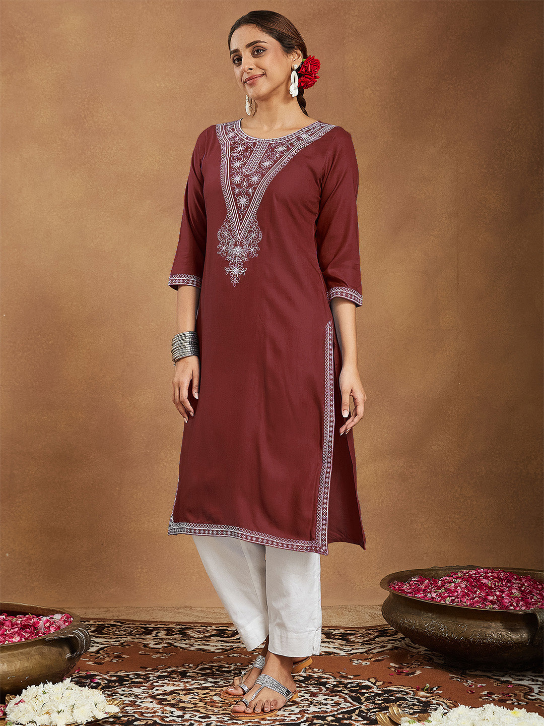 Ninnique Women's Maroon Rayon Embroidered Straight Kurta