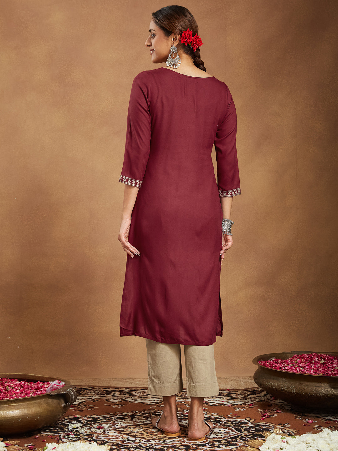 Ninnique Women's Maroon Rayon Embroidered Straight Kurta