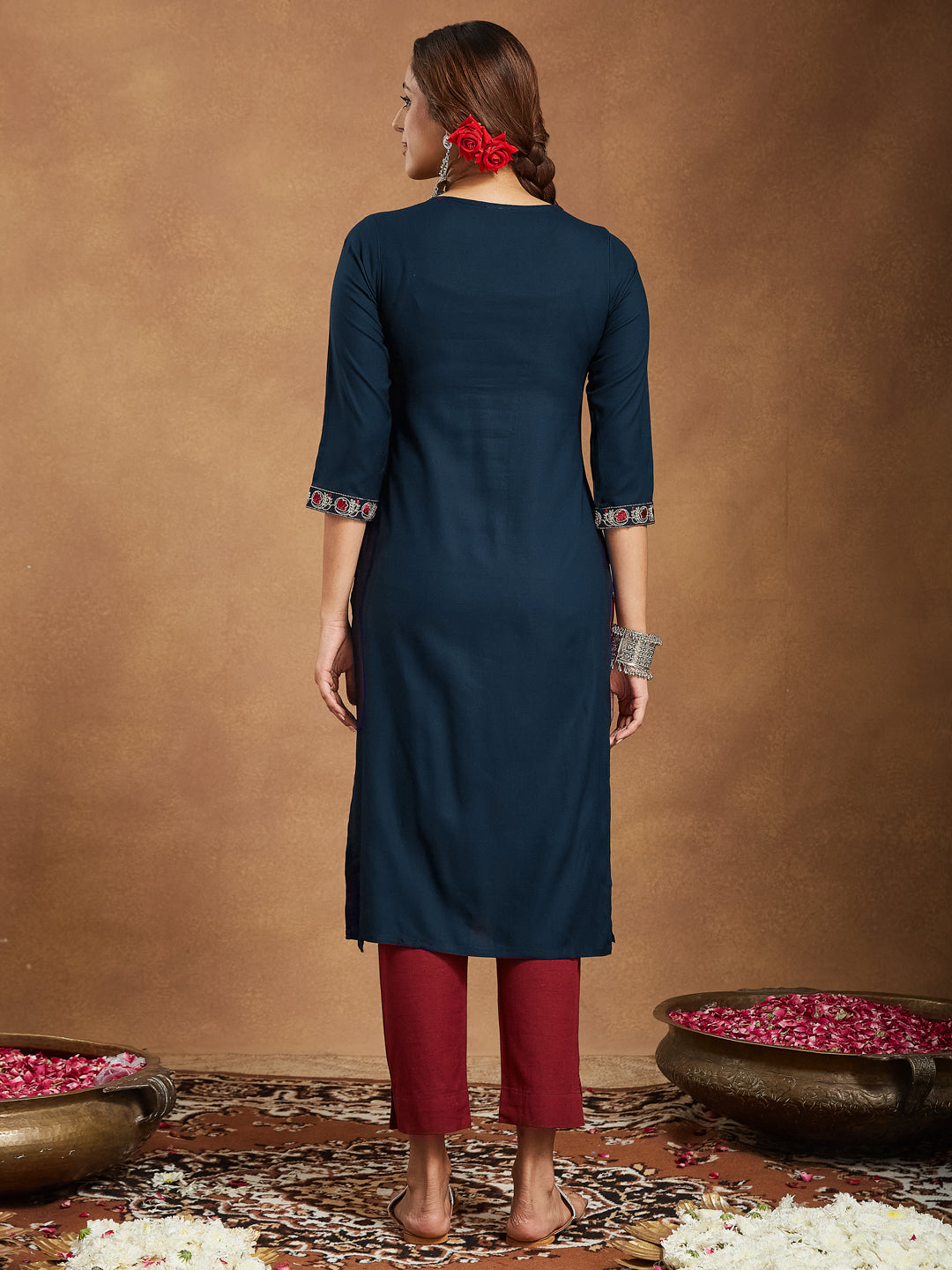 Ninnique Women's Navy Blue Rayon Embroidered Straight Kurta