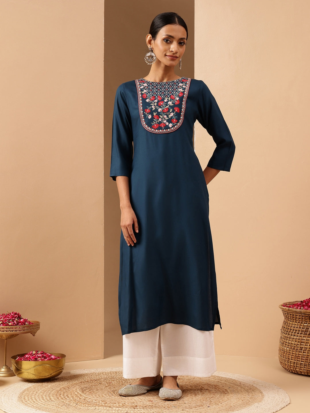 Ninnique Women's Teal Blue Rayon Yoke Embroidered Straight Kurta