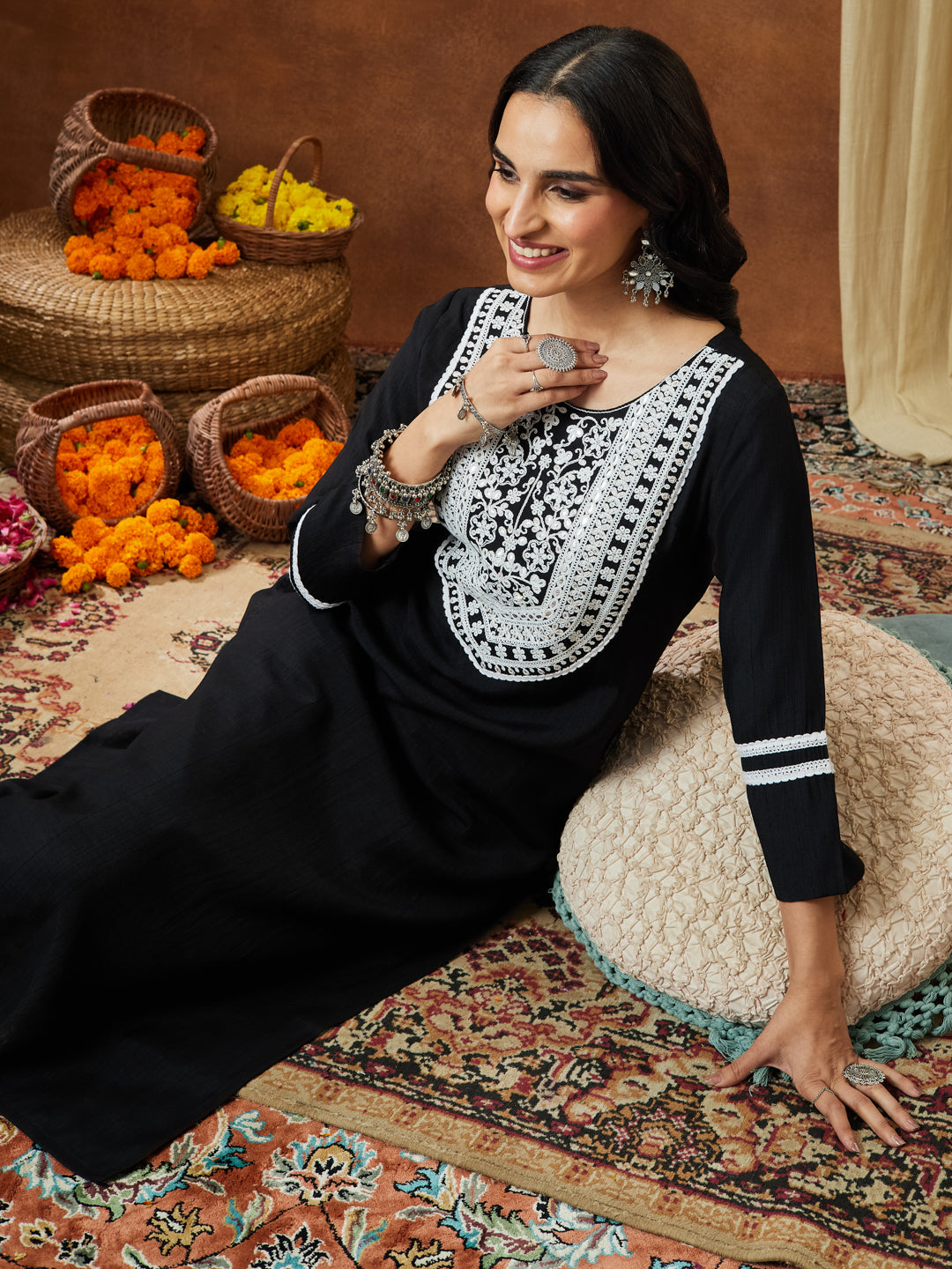 Ninnique Women's Black Silk Blend Embroidered Straight Kurta