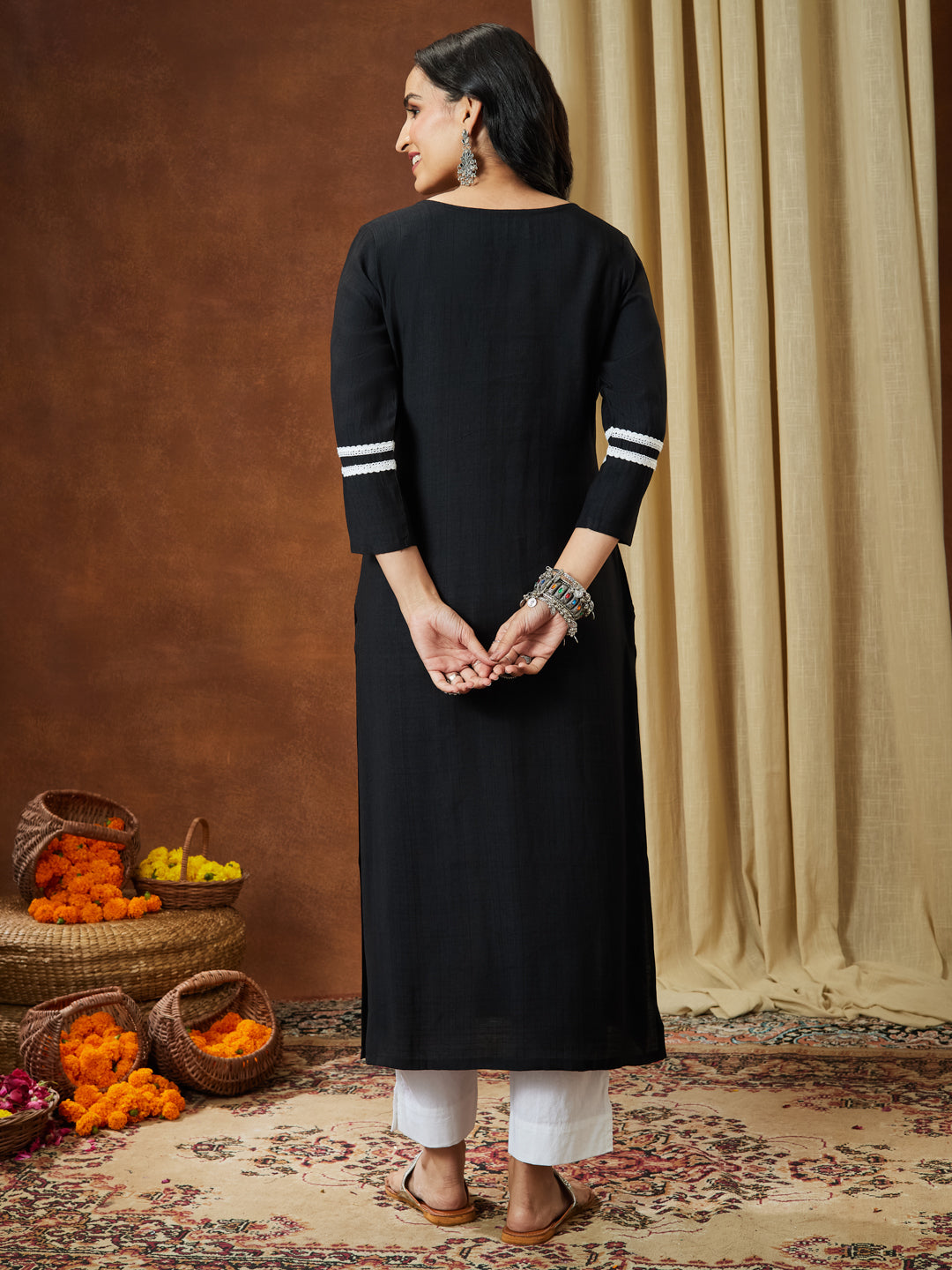 Ninnique Women's Black Silk Blend Embroidered Straight Kurta