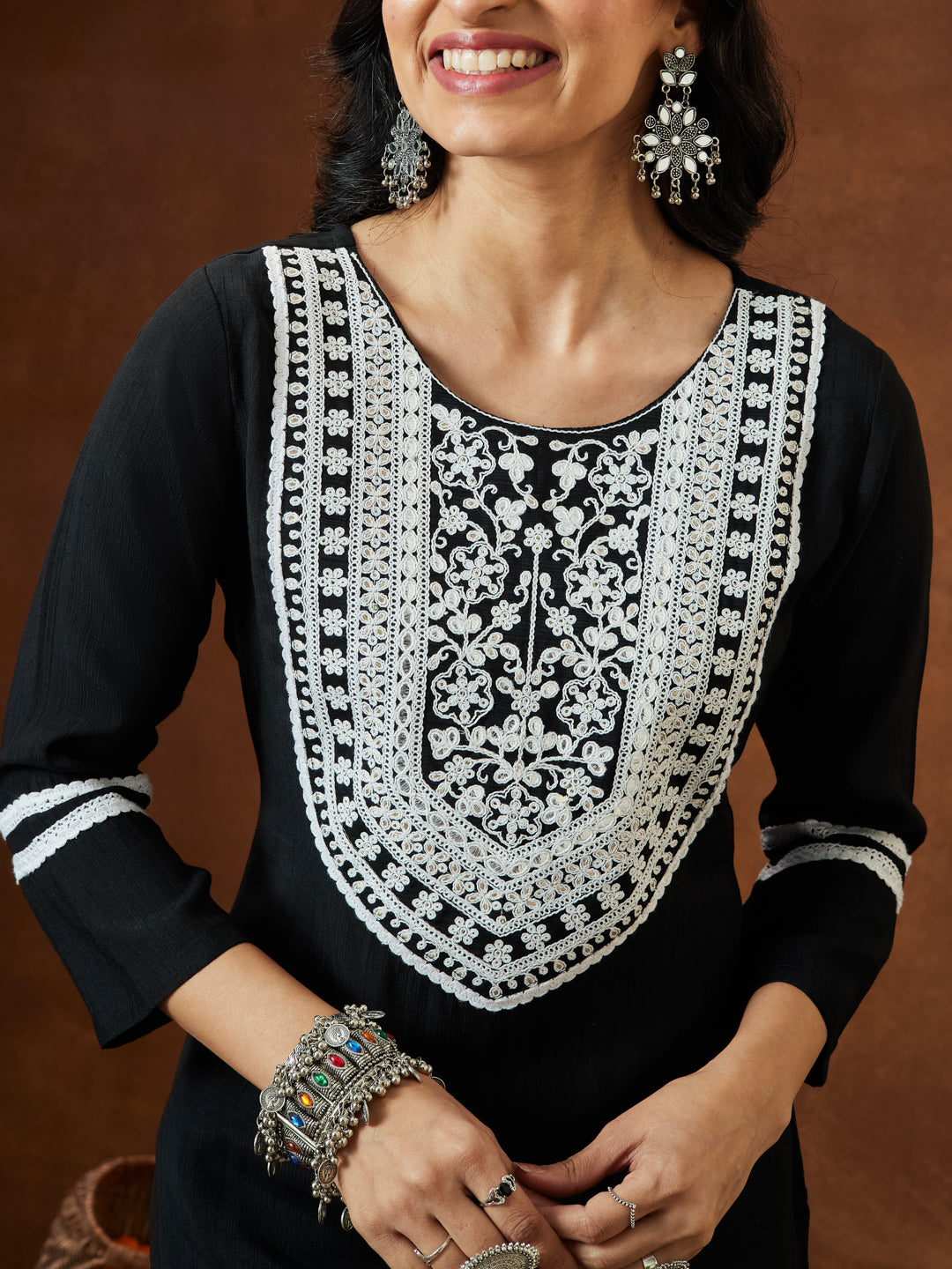Ninnique Women's Black Silk Blend Embroidered Straight Kurta