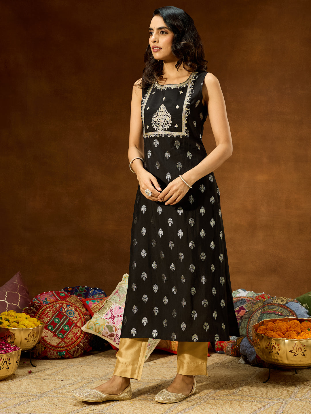 Ninnique Women's Black Chanderi Yoke Embroidered Straight Kurta