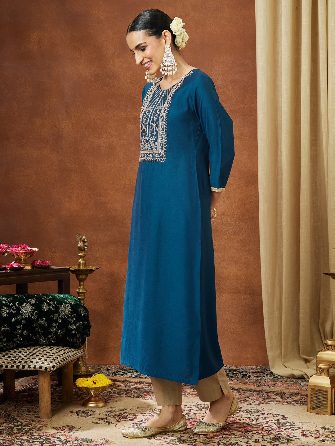 Ninnique Women's Teal Blue Chanderi Silk Zari Yoke Embroidery Straight Kurta