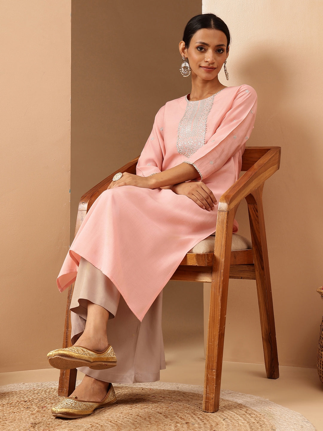 Ninnique Women's Soft Pink Chanderi Silk Zari Embroidered Straight Kurta