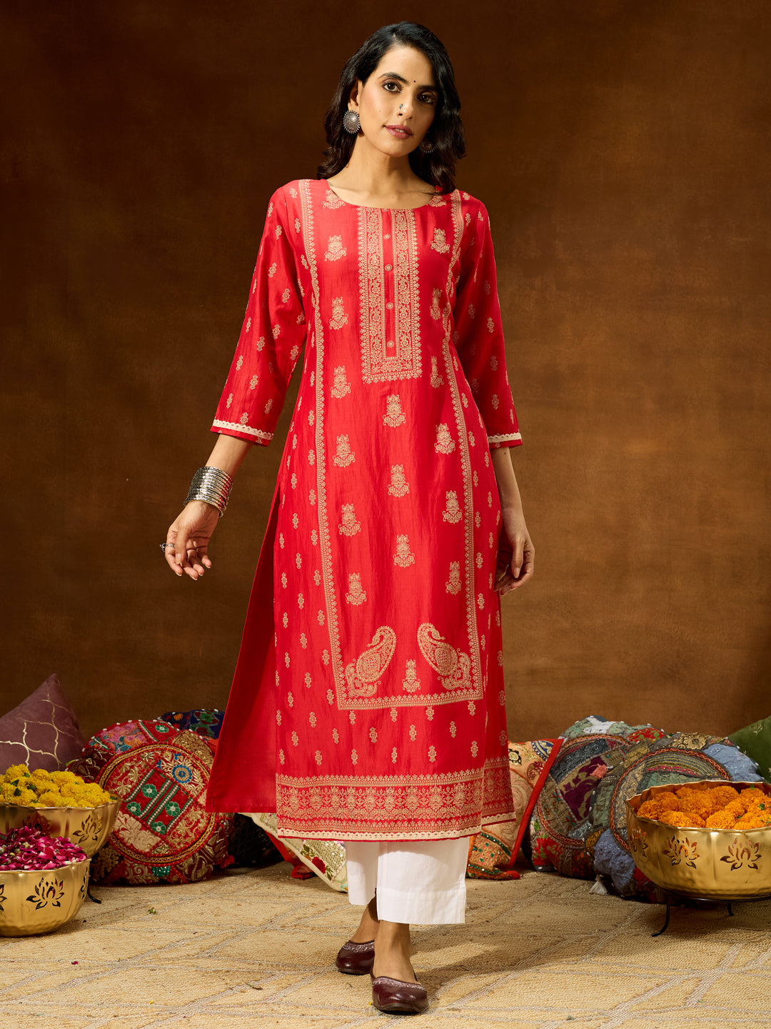 Ninnique Women's Red Silk Blend Ethnic Printed Straight Kurta