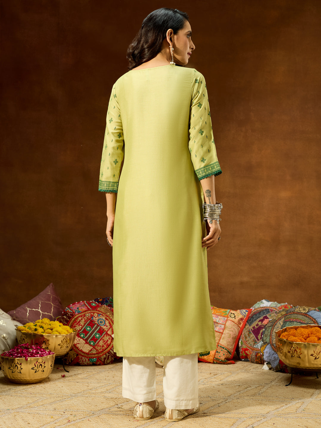 Ninnique Women's Lime Green Silk Blend Ethnic Printed Straight Kurta