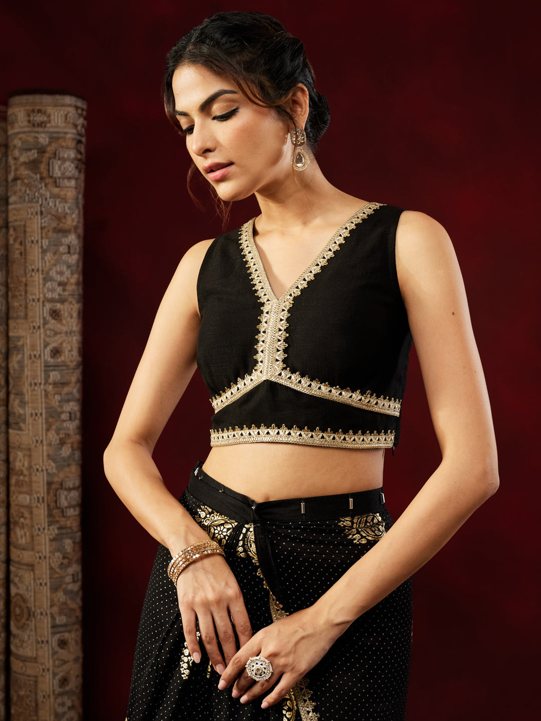 Ninnique Women's Black Silk Blend Ready To Wear Gold Printed Saree with Unstitched Blouse