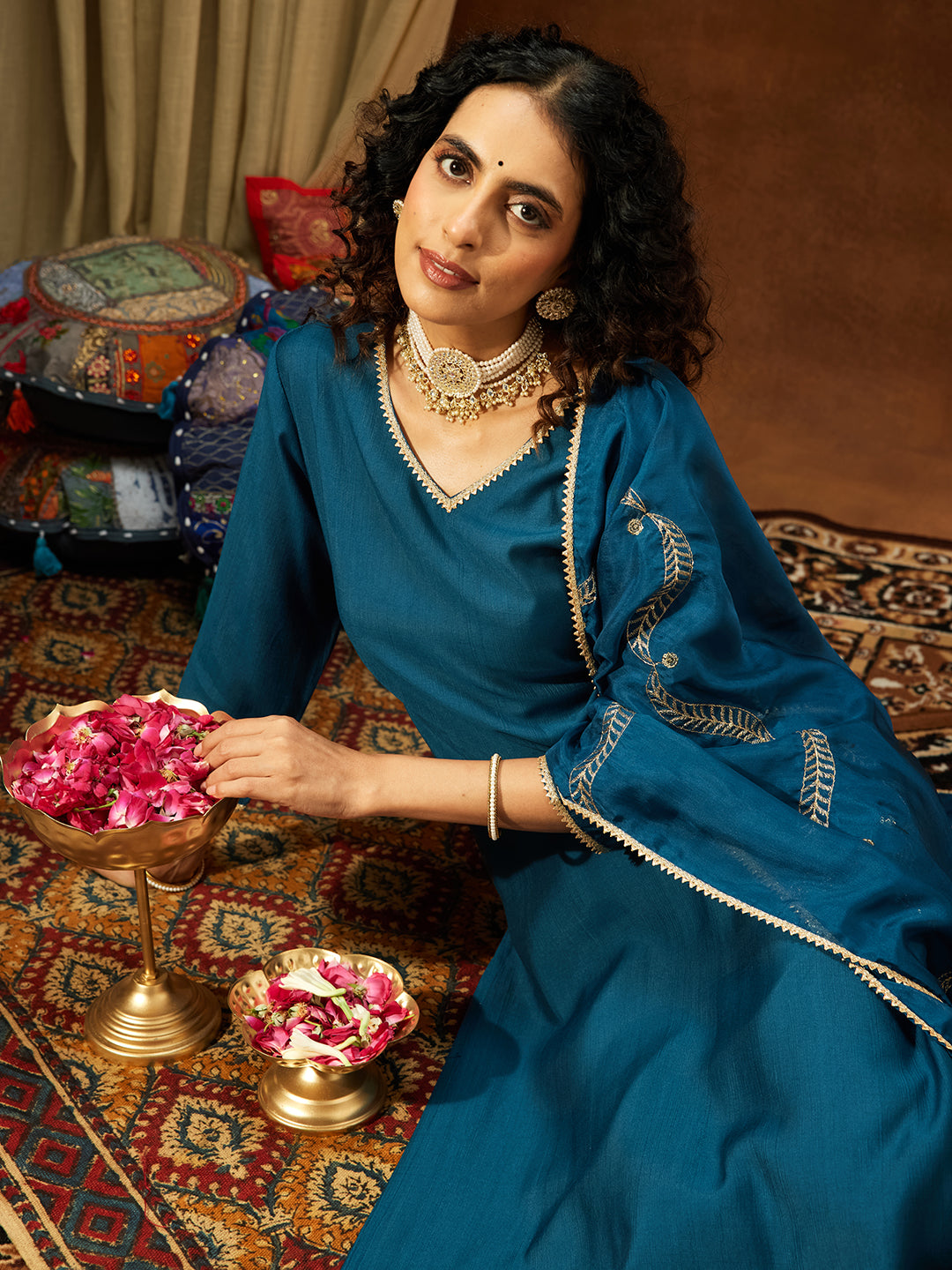 Ninnique Women's Teal Blue Silk Blend Embellished Straight Kurta Set