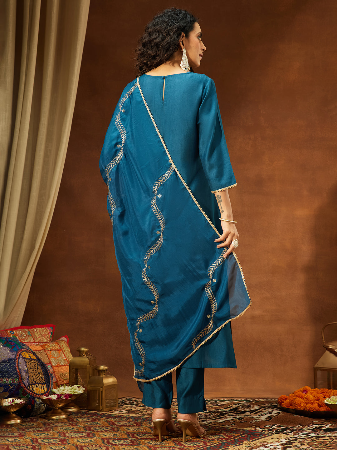 Ninnique Women's Teal Blue Silk Blend Embellished Straight Kurta Set