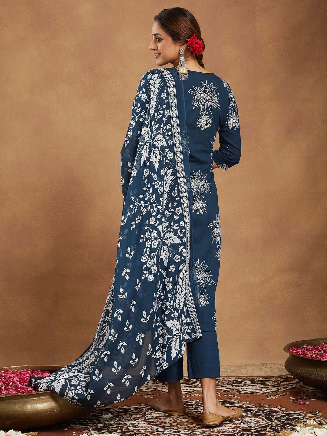 Ninnique Women's Teal Blue Pure Cotton Floral Printed A-line Kurta Set