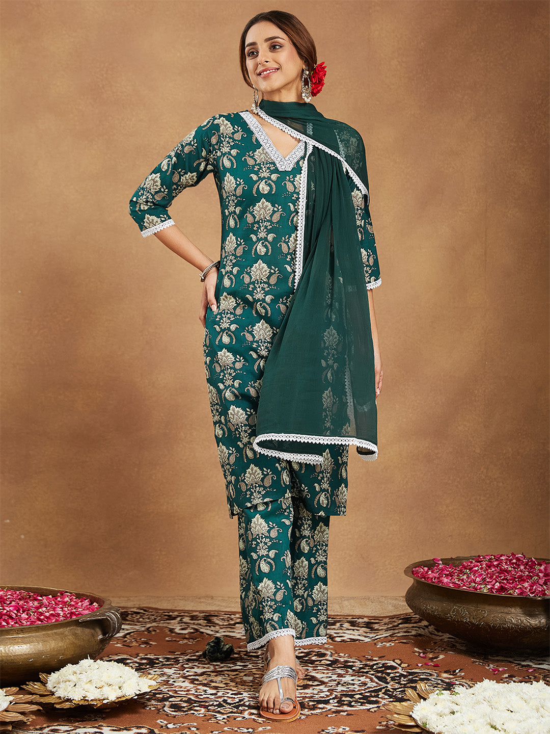 Ninnique Women's Green Pure Cotton Paisley Printed Straight Kurta With Palazzo Set