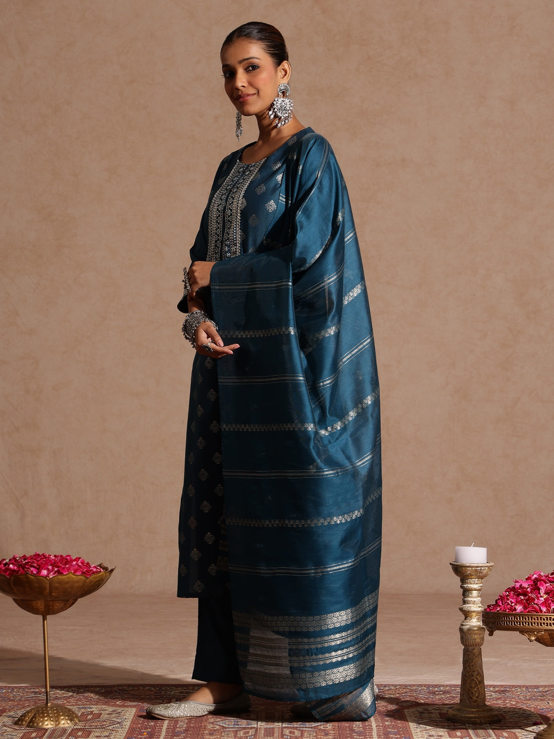 Ninnique Women's Teal Blue Silk Blend Embellished Gold Foil Printed Straight Kurta Set