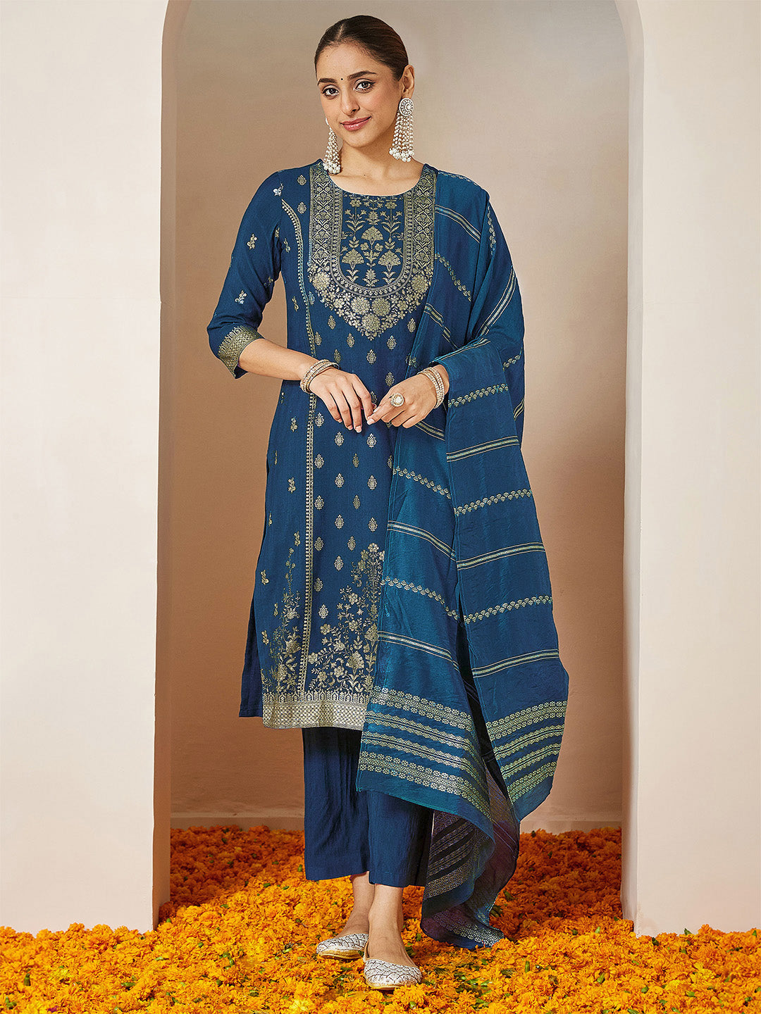 Ninnique Women's Teal Blue Silk Blend Foil Printed Straight Kurta Set