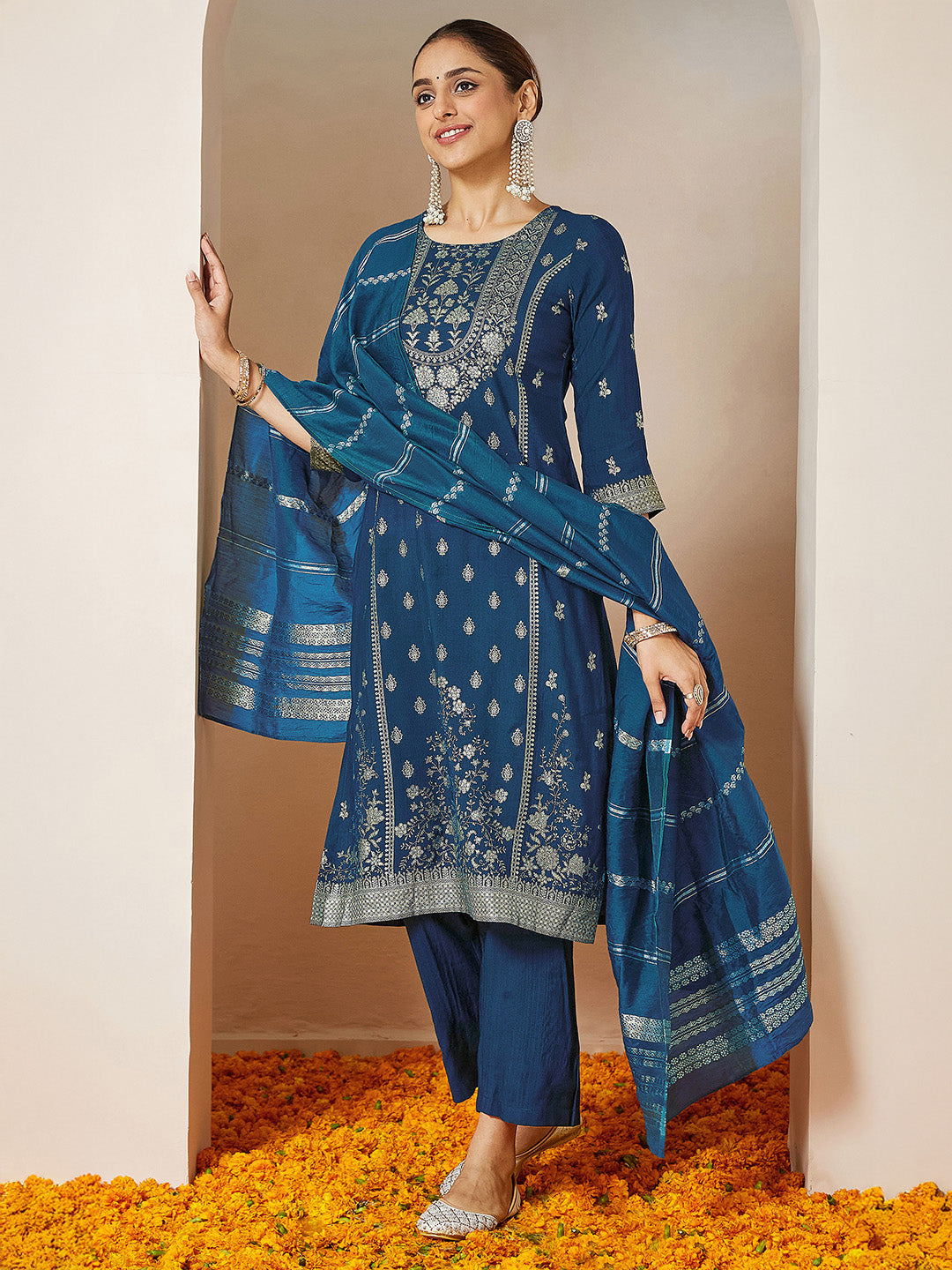 Ninnique Women's Teal Blue Silk Blend Foil Printed Straight Kurta Set