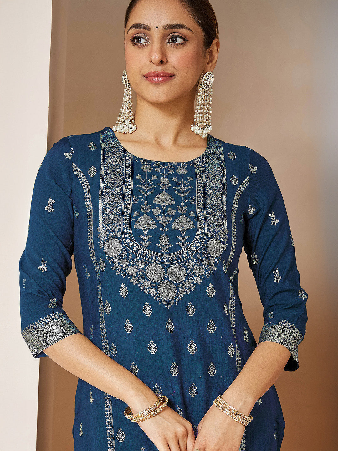 Ninnique Women's Teal Blue Silk Blend Foil Printed Straight Kurta Set