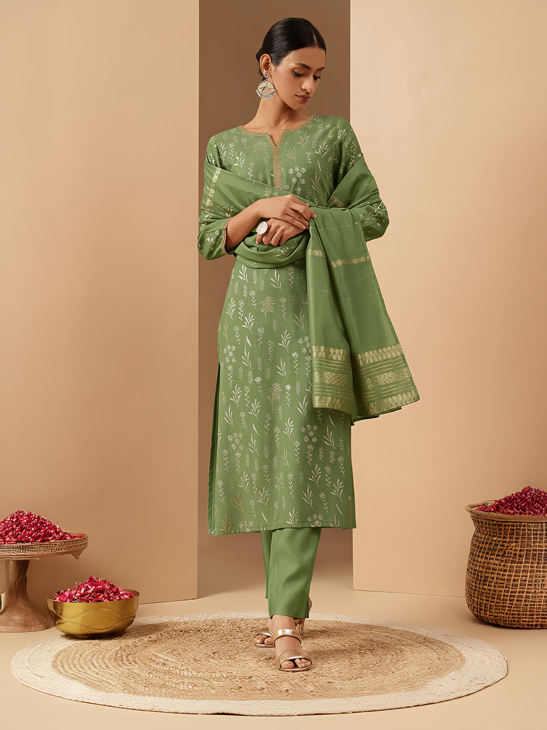 Ninnique Women's Mint Green Silk Blend Embellished Gold Printed Straight Kurta Set