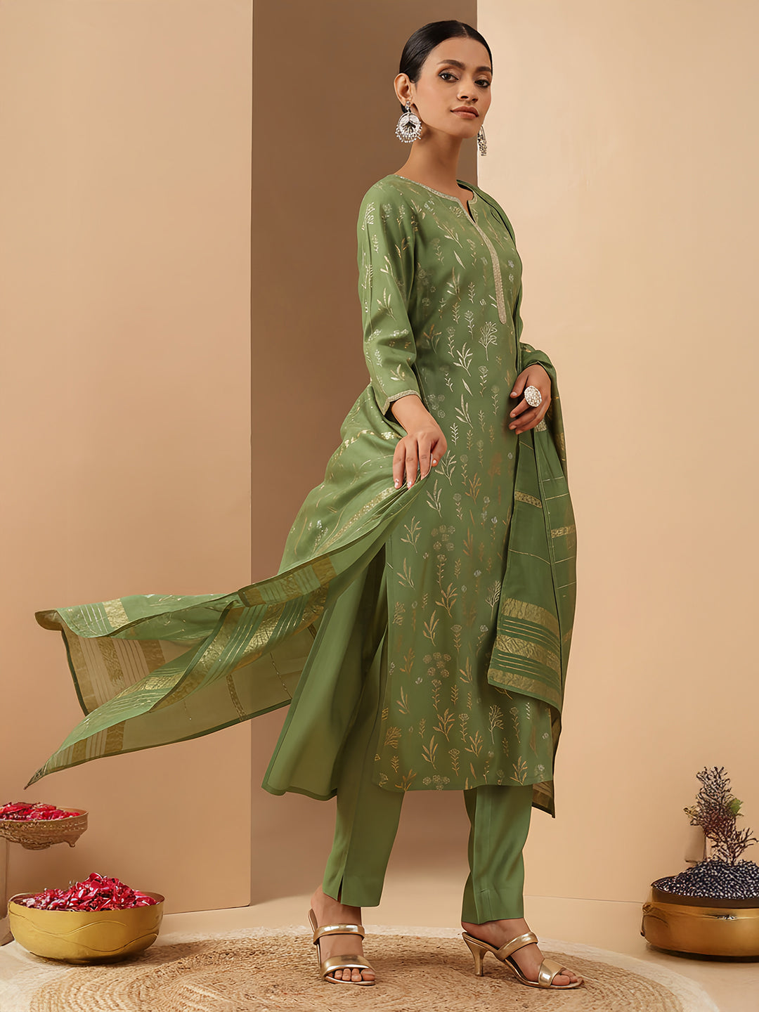 Ninnique Women's Mint Green Silk Blend Embellished Gold Printed Straight Kurta Set