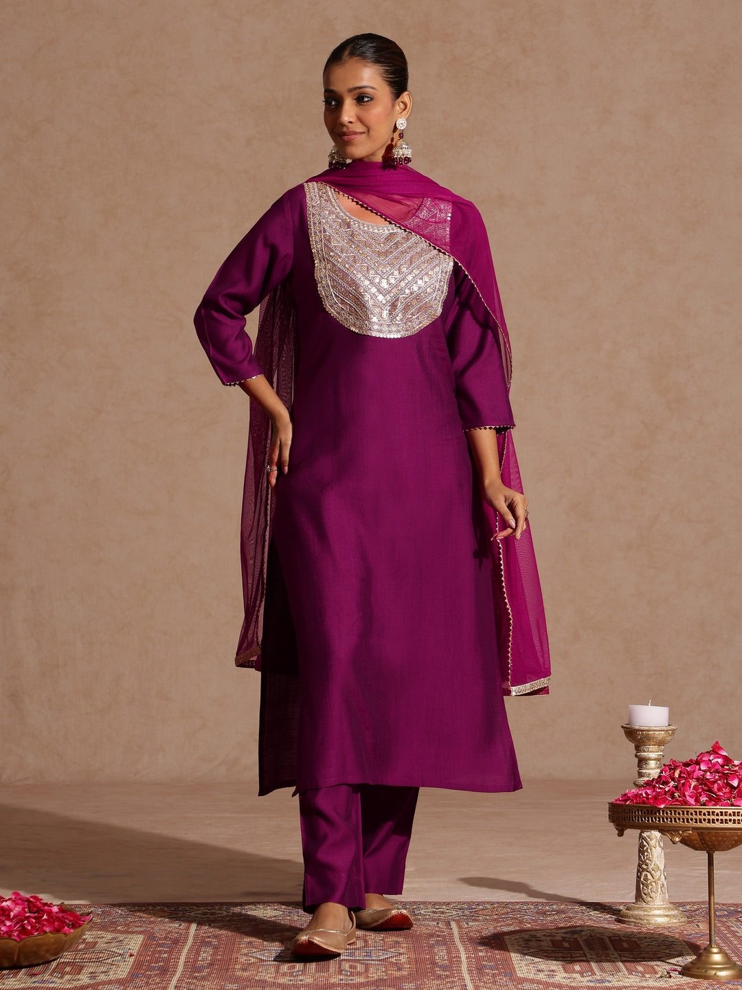 Ninnique Women's Purple Silk Blend Zari Yoke Embroidery Straight Kurta Set